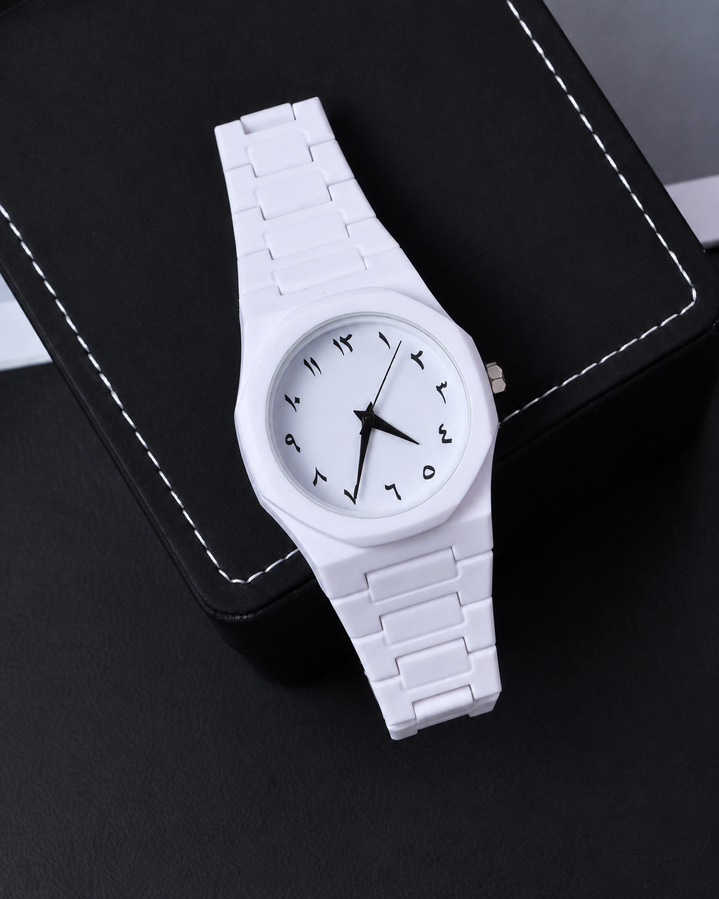 White Arabic numeral watch for men with white bracelet and elegant dial